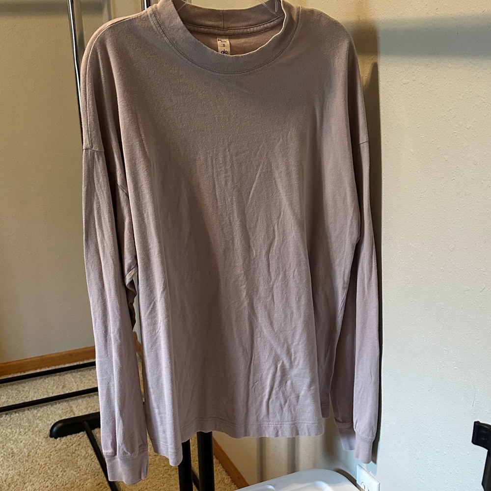 ALO Yoga Mauve Long Sleeve Tee